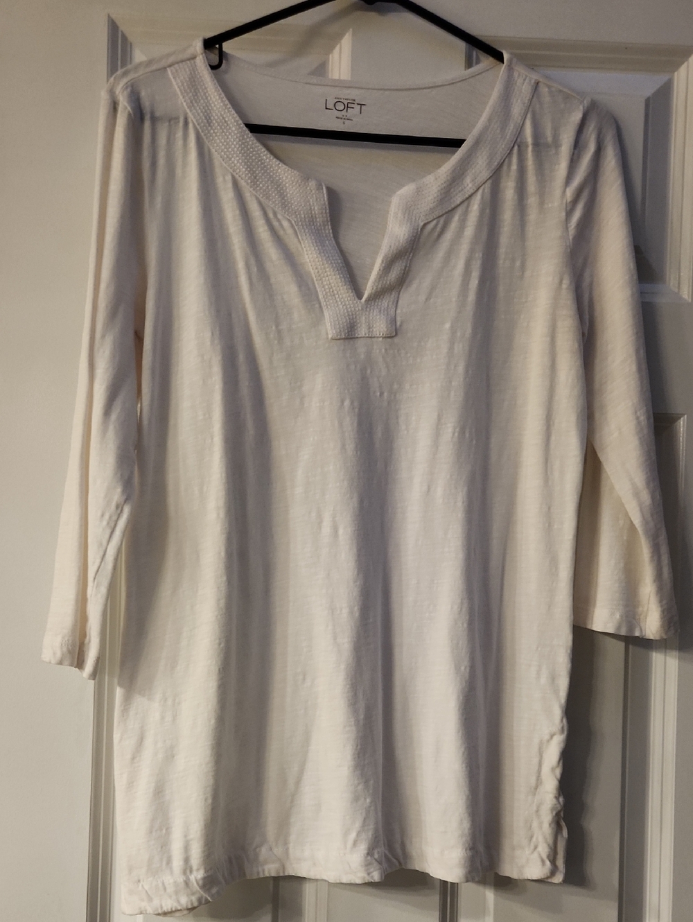 LOFT Ivory Split-Neck 3/4 Sleeve Tunic
